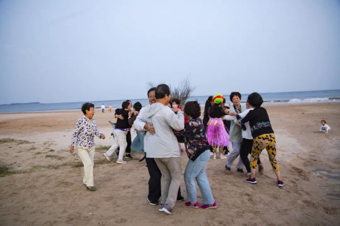 沙滩篝火晚会(图4)